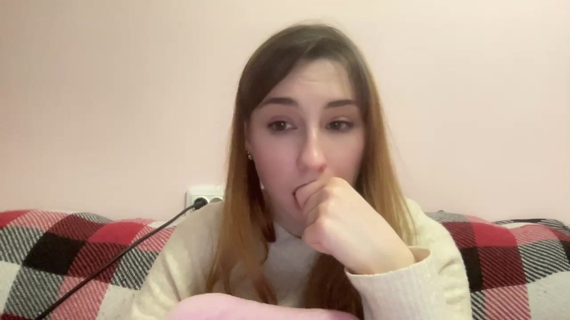 Gallery image thumbnail from Just_I's myfreecams stream on, 01/27/2024, 24:22 image 10 of 20