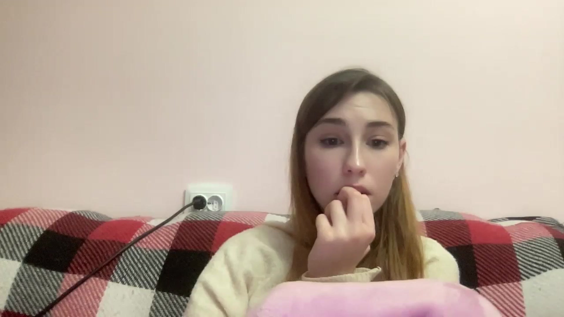 Gallery image thumbnail from Just_I's myfreecams stream on, 01/27/2024, 24:22 image 16 of 20