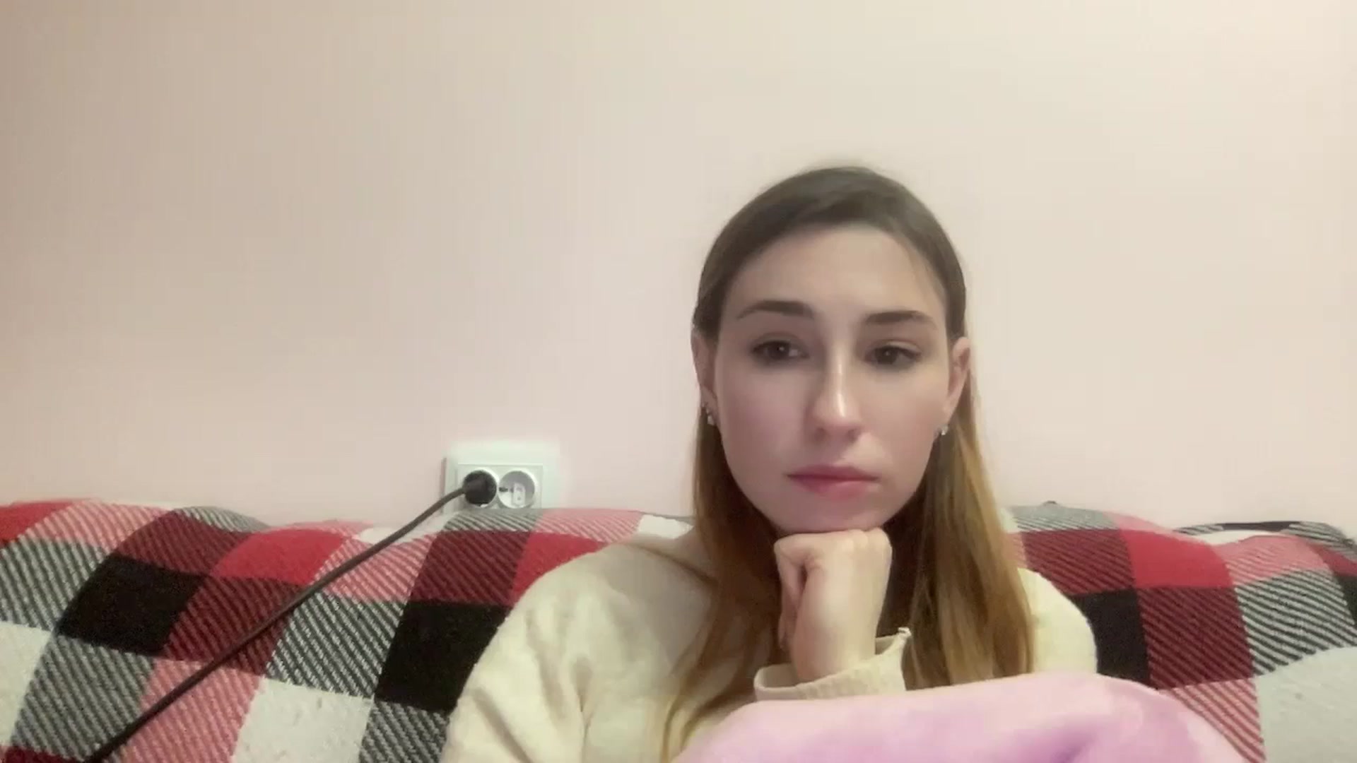 Gallery image thumbnail from Just_I's myfreecams stream on, 01/27/2024, 24:22 image 19 of 20