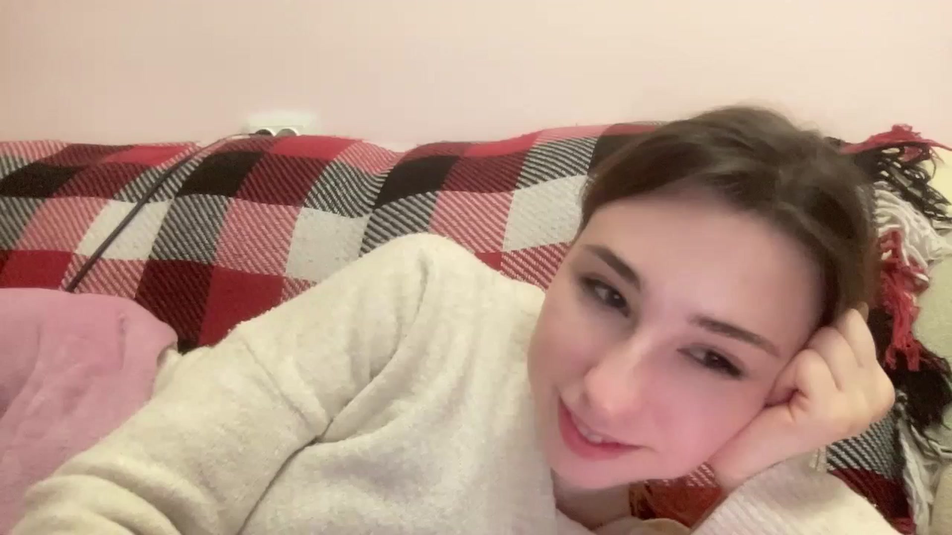 Gallery image thumbnail from Just_I's myfreecams stream on, 01/27/2024, 04:58 image 7 of 20