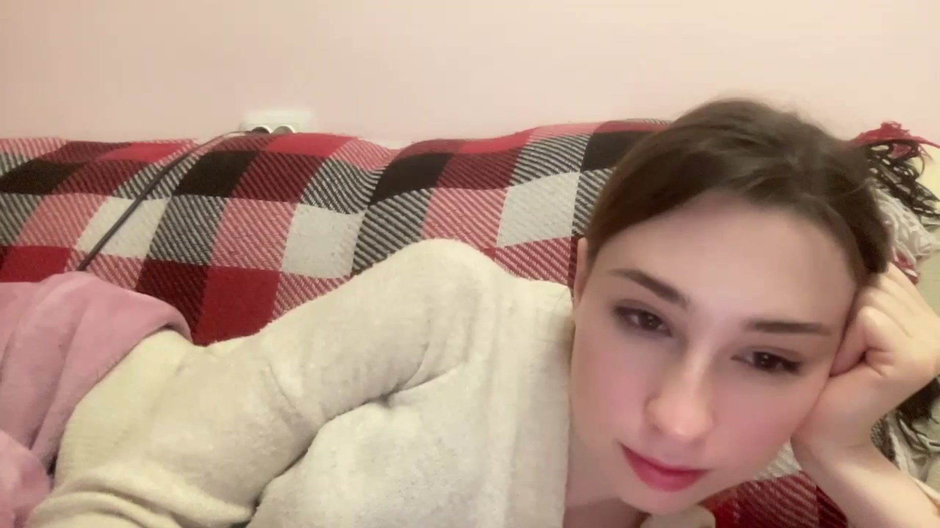 Gallery image thumbnail from Just_I's myfreecams stream on, 01/27/2024, 04:58 image 13 of 20
