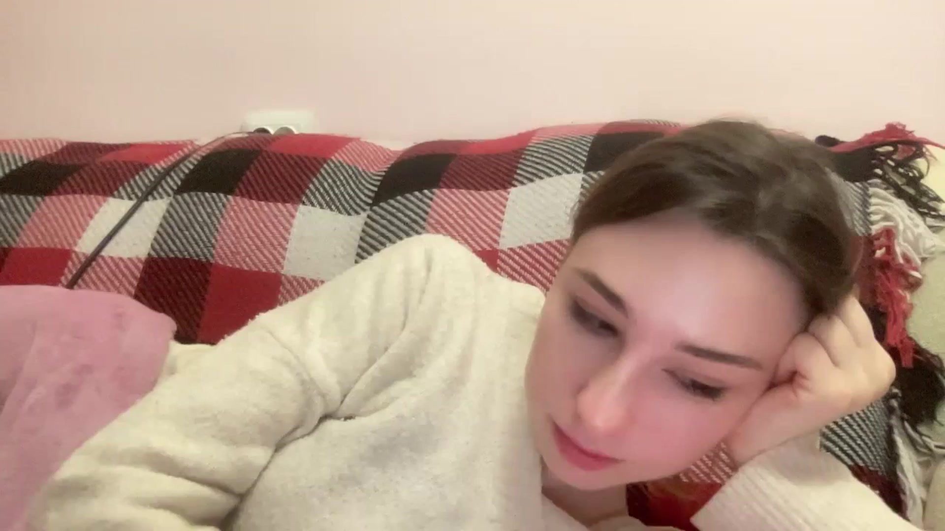 Gallery image thumbnail from Just_I's myfreecams stream on, 01/27/2024, 04:58 image 8 of 20