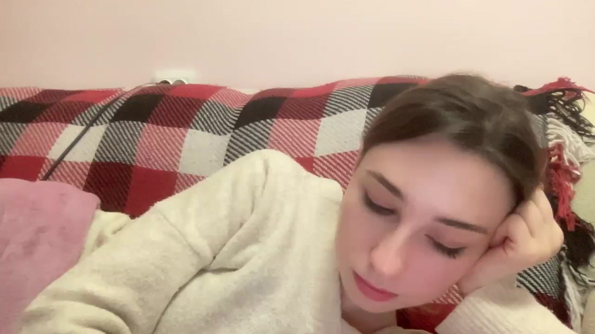 Gallery image thumbnail from Just_I's myfreecams stream on, 01/27/2024, 04:58 image 9 of 20