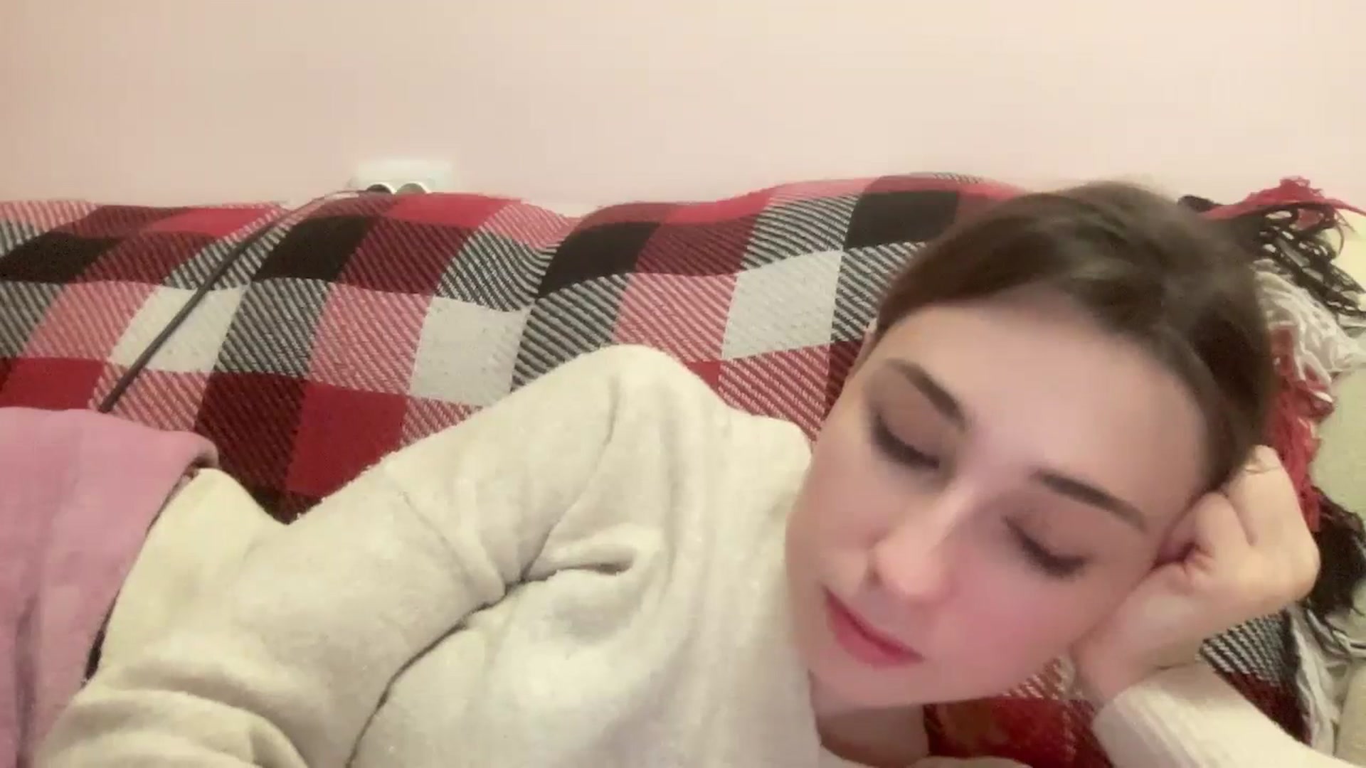 Gallery image thumbnail from Just_I's myfreecams stream on, 01/27/2024, 04:58 image 11 of 20