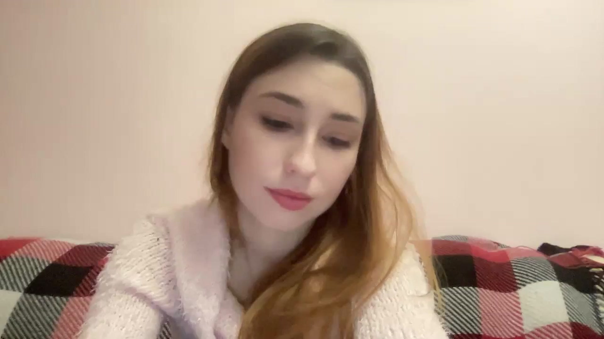 Gallery image thumbnail from Just_I's myfreecams stream on, 01/27/2024, 18:10 image 13 of 20