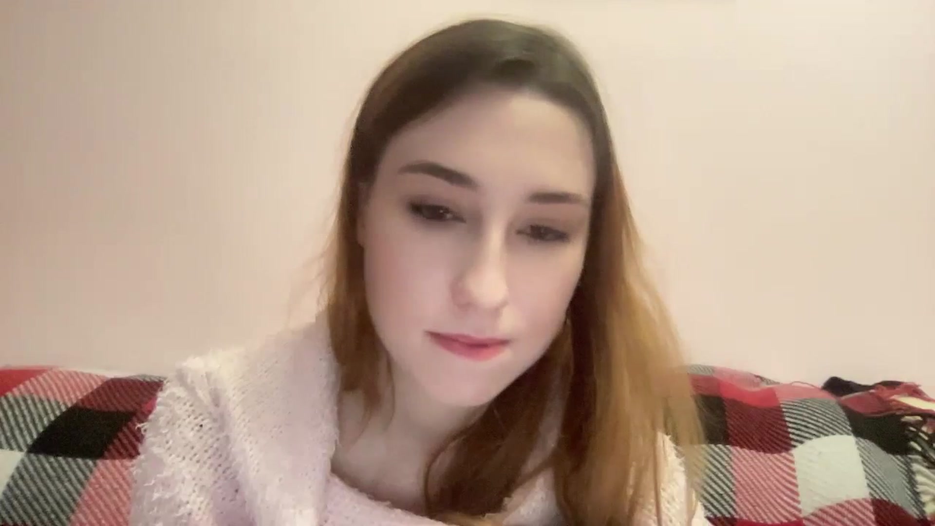 Gallery image thumbnail from Just_I's myfreecams stream on, 01/27/2024, 18:10 image 18 of 20
