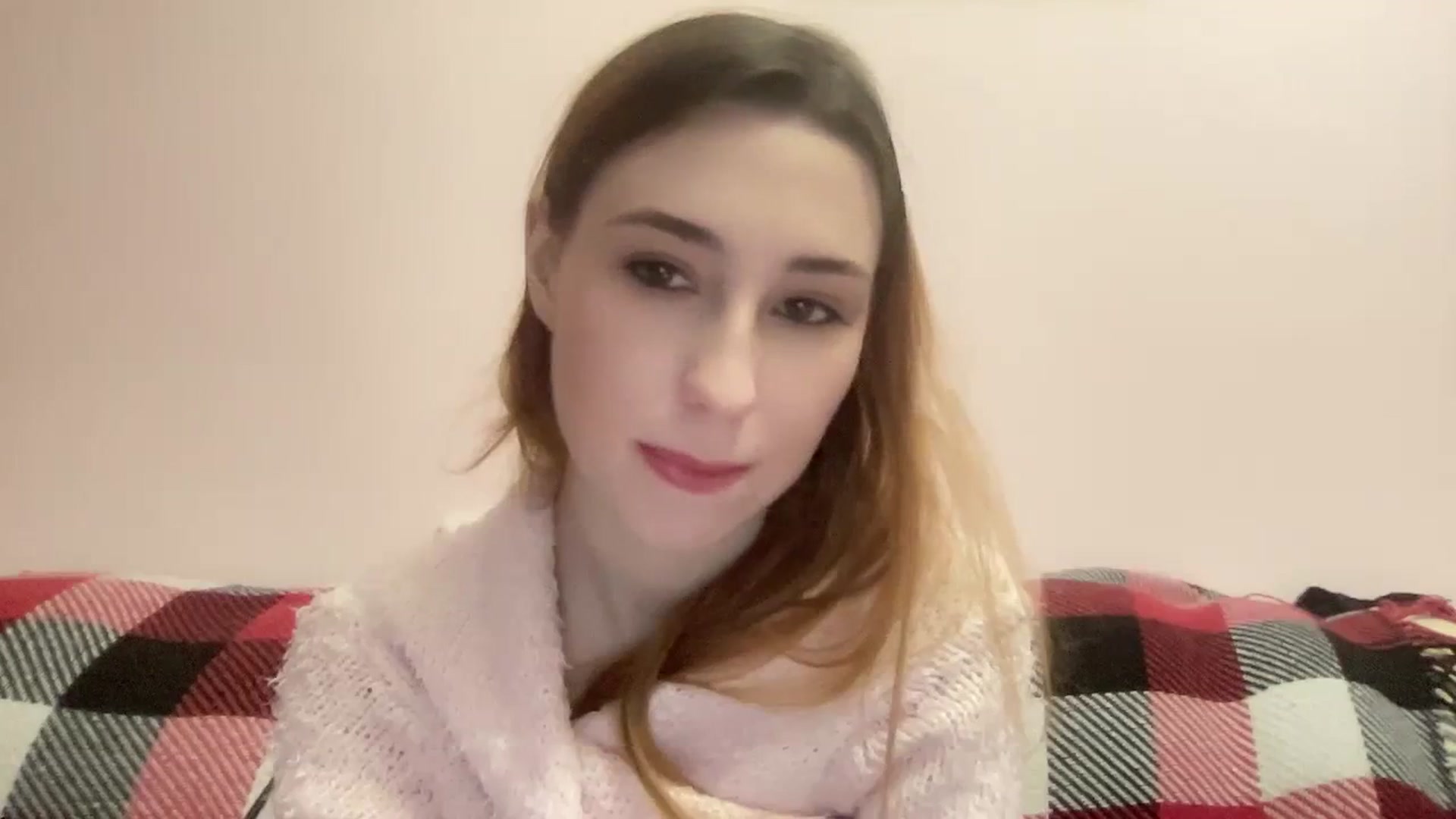 Gallery image thumbnail from Just_I's myfreecams stream on, 01/27/2024, 18:10 image 4 of 20