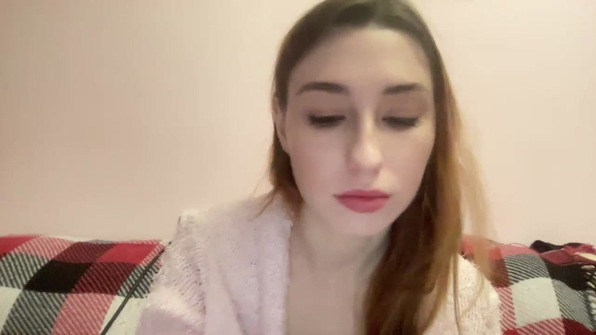 Gallery image thumbnail from Just_I's myfreecams stream on, 01/27/2024, 18:10 image 3 of 20