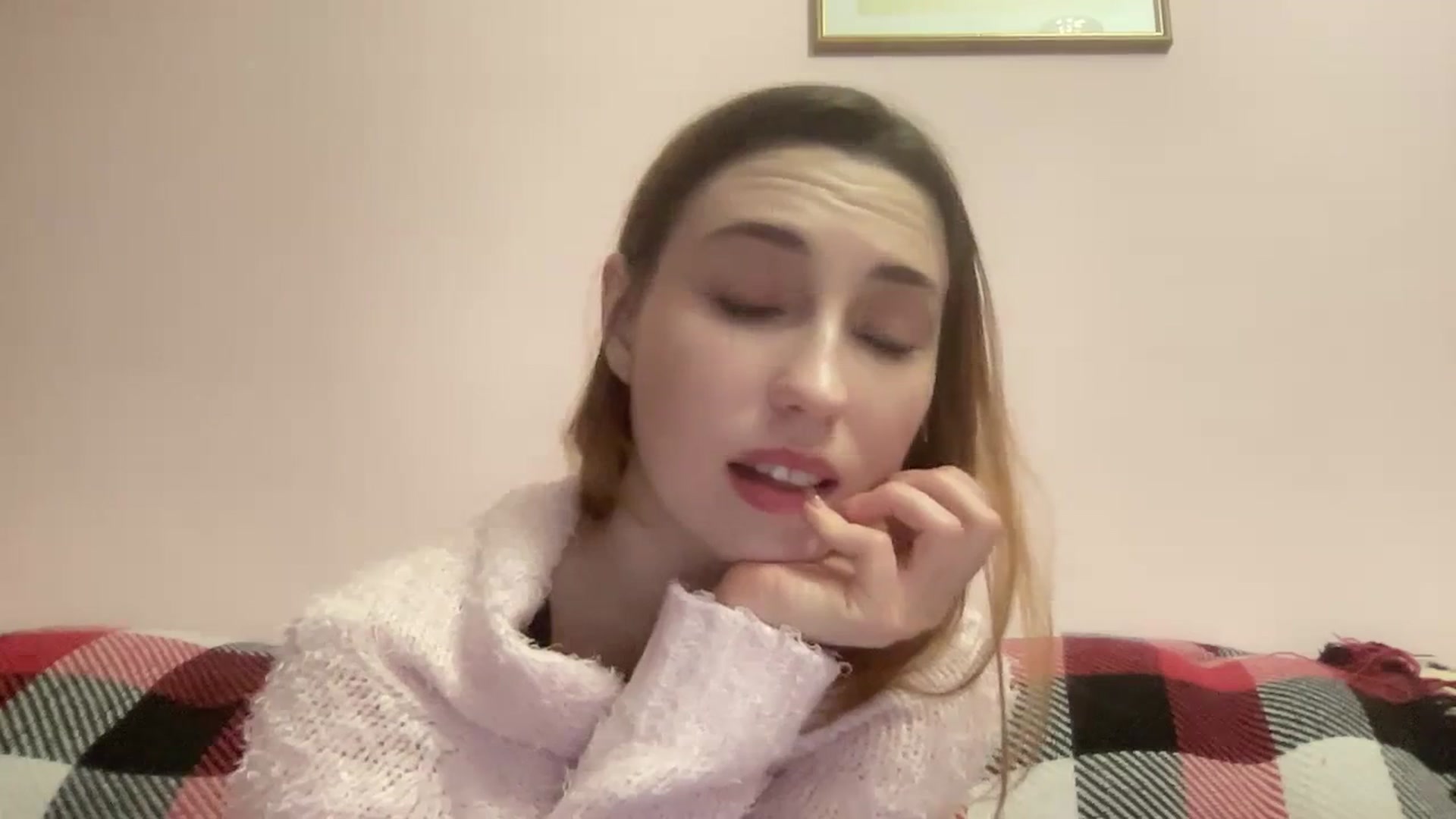 Gallery image thumbnail from Just_I's myfreecams stream on, 01/27/2024, 19:39 image 4 of 20