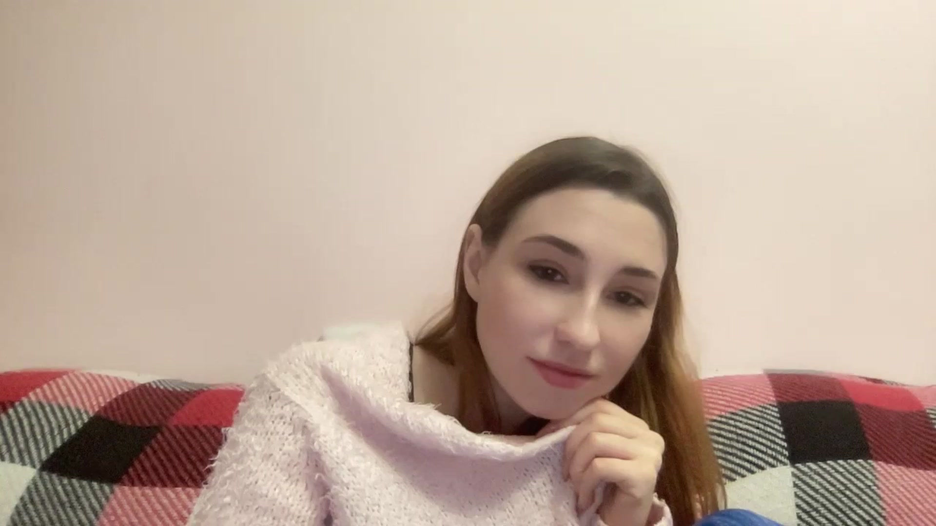 Gallery image thumbnail from Just_I's myfreecams stream on, 01/27/2024, 19:39 image 18 of 20