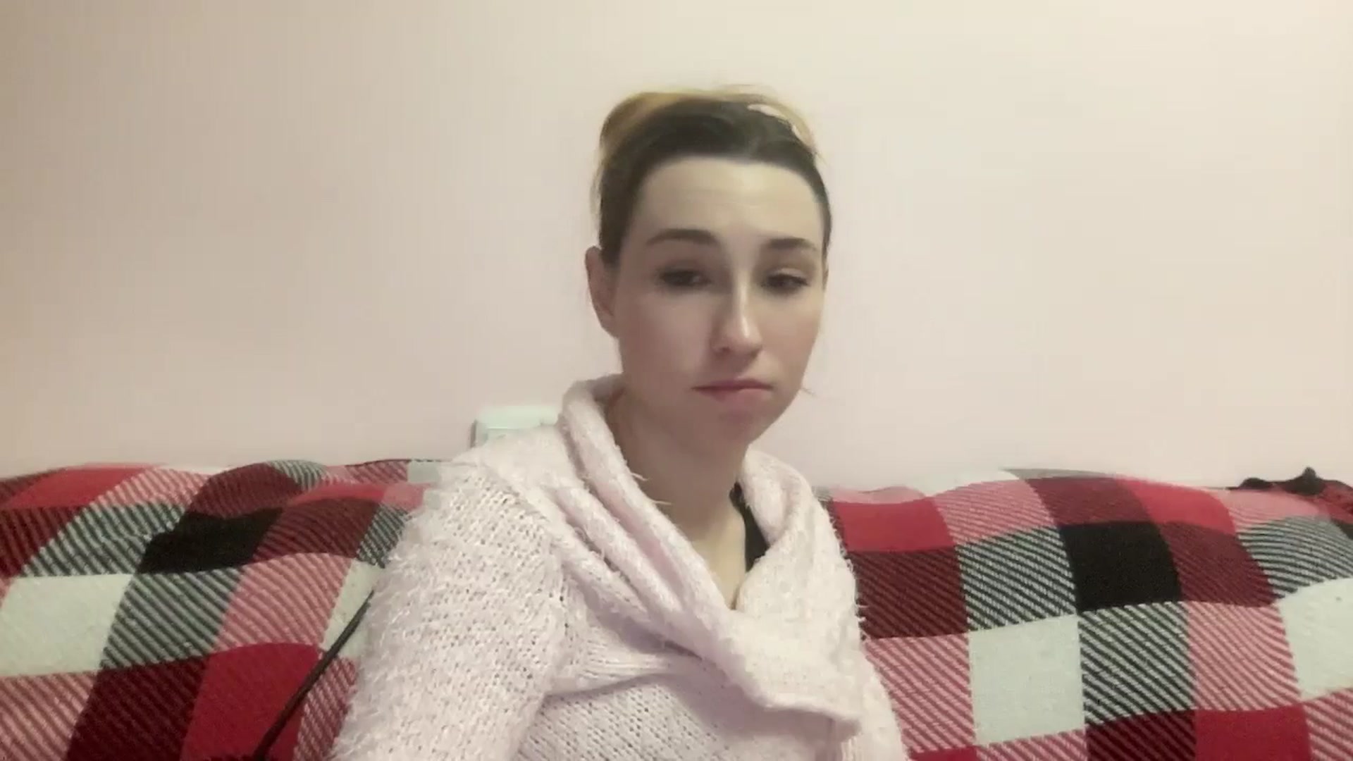 Gallery image thumbnail from Just_I's myfreecams stream on, 01/27/2024, 22:49 image 8 of 20