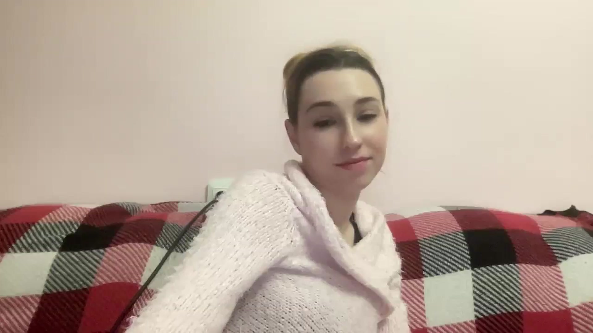 Gallery image thumbnail from Just_I's myfreecams stream on, 01/27/2024, 22:49 image 2 of 20
