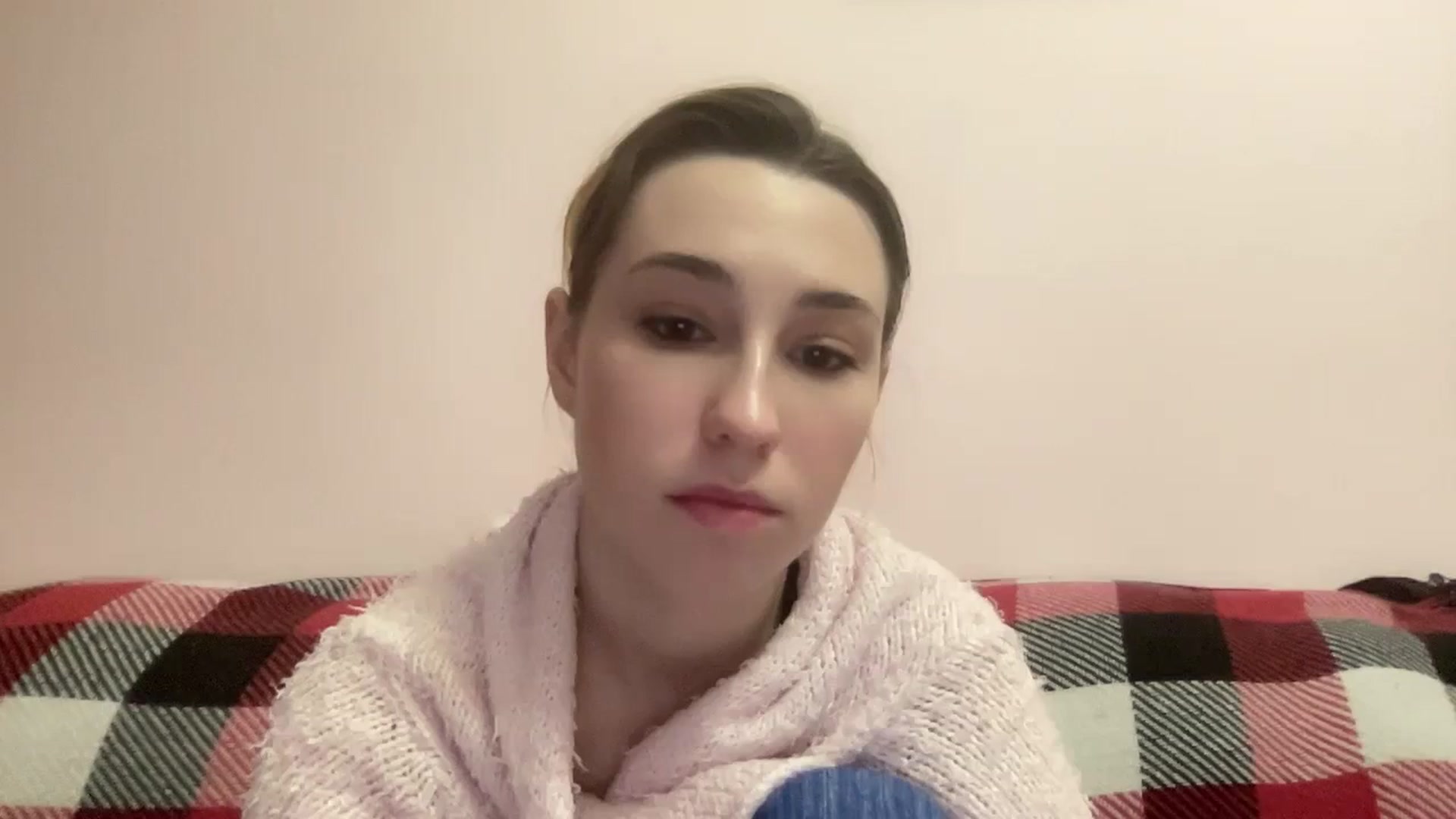 Gallery image thumbnail from Just_I's myfreecams stream on, 01/28/2024, 01:25 image 15 of 20