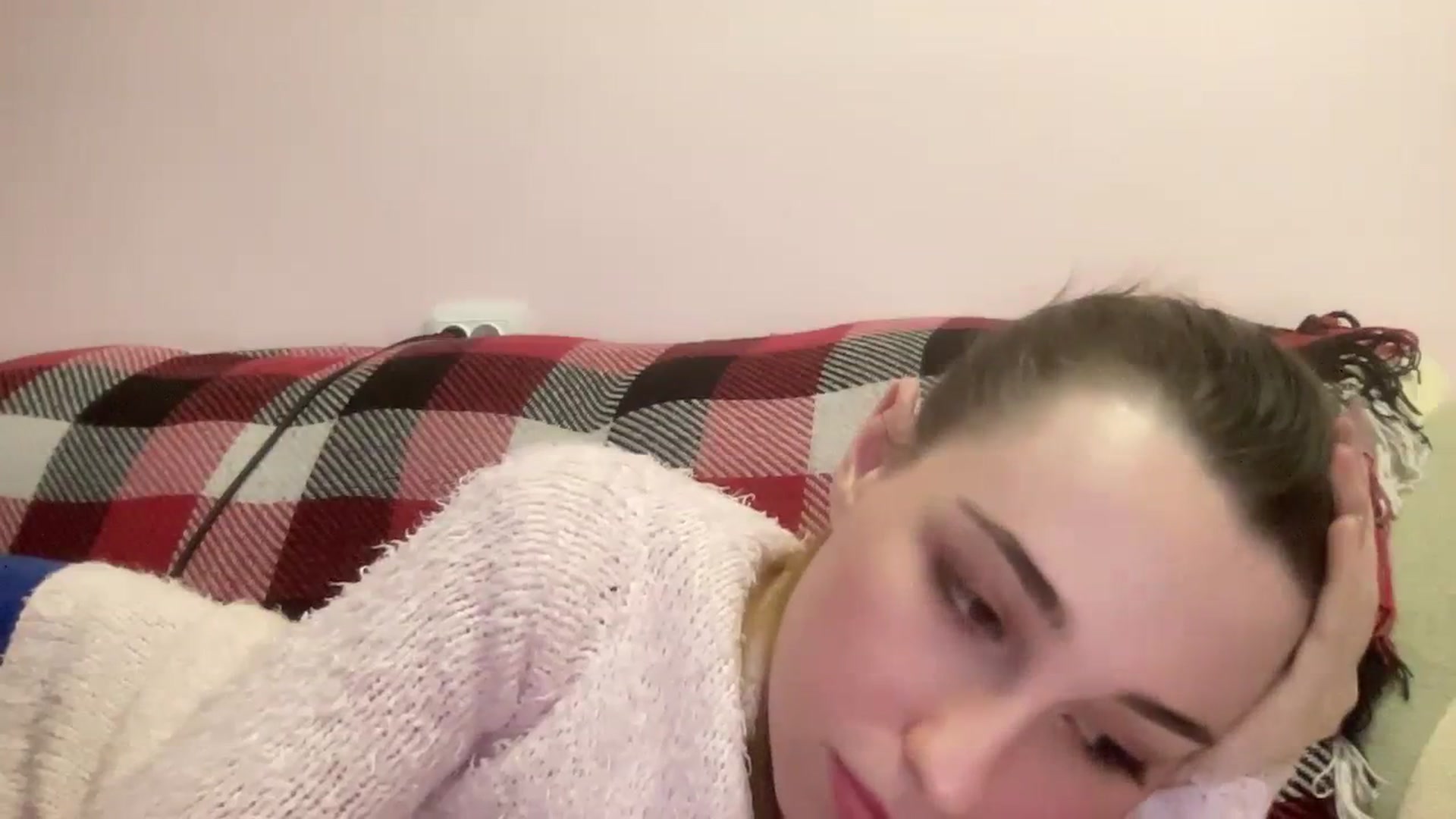Gallery image thumbnail from Just_I's myfreecams stream on, 01/28/2024, 18:25 image 17 of 20