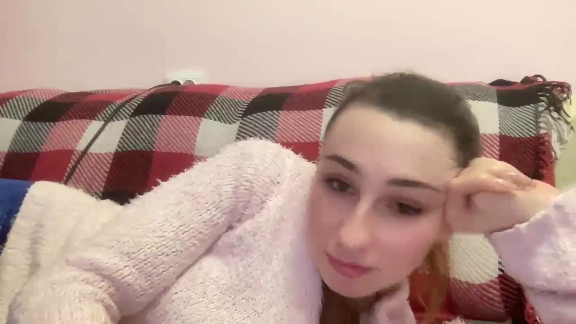 Gallery image thumbnail from Just_I's myfreecams stream on, 01/28/2024, 18:25 image 20 of 20