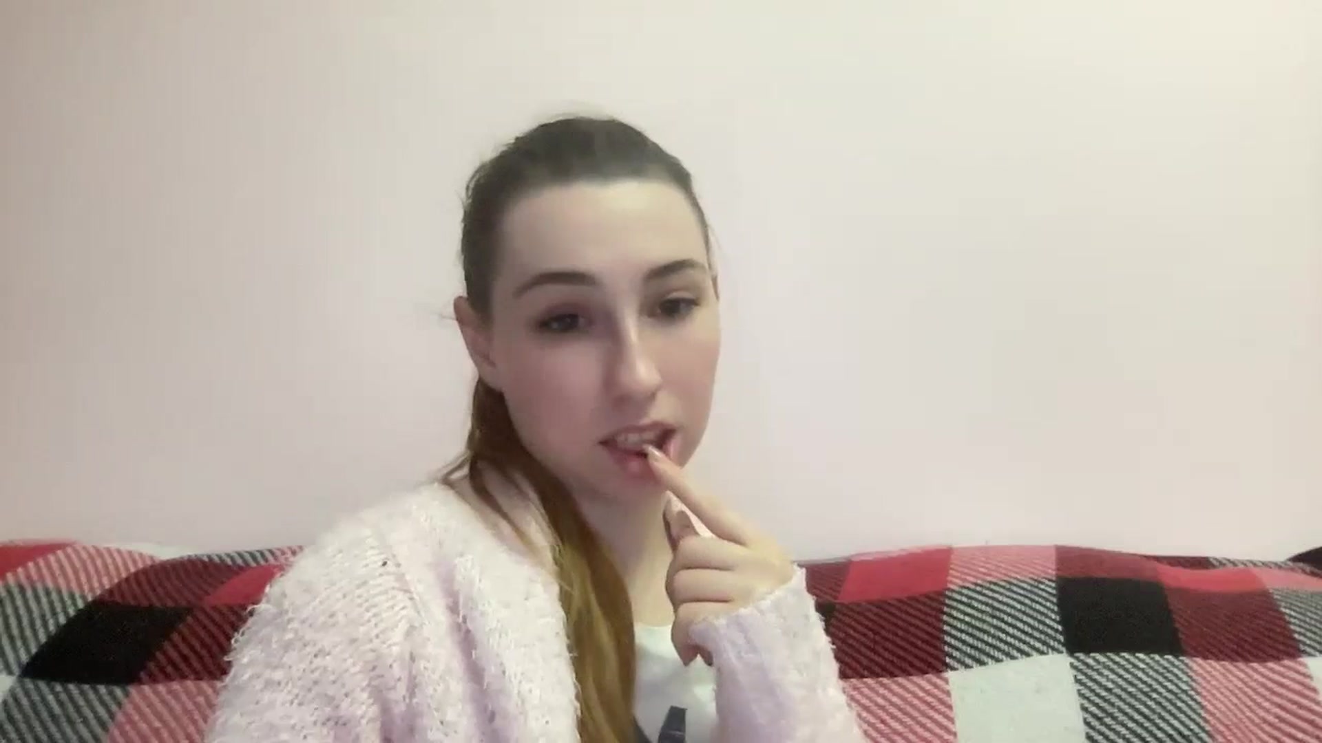 Gallery image thumbnail from Just_I's myfreecams stream on, 01/28/2024, 18:25 image 11 of 20