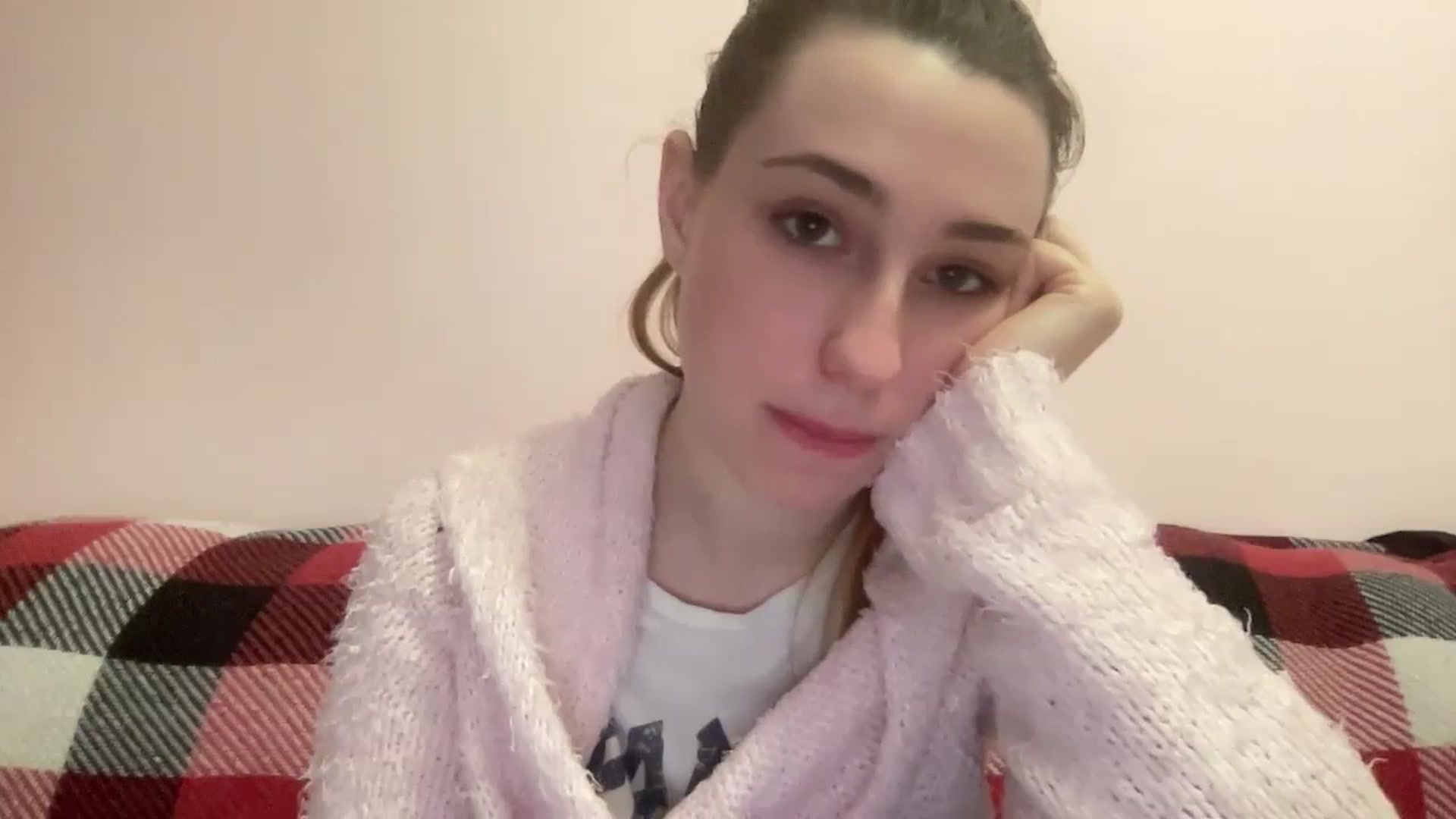 Gallery image thumbnail from Just_I's myfreecams stream on, 01/28/2024, 22:45 image 3 of 20