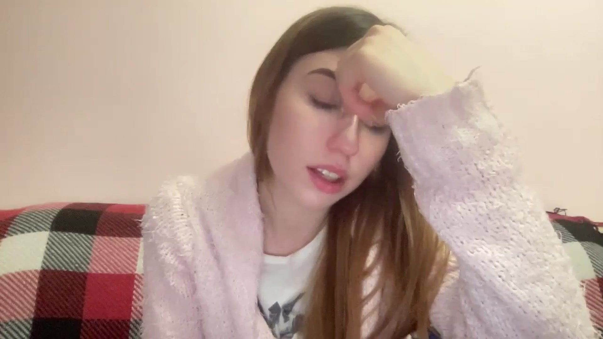 Gallery image thumbnail from Just_I's myfreecams stream on, 01/29/2024, 21:25 image 4 of 20