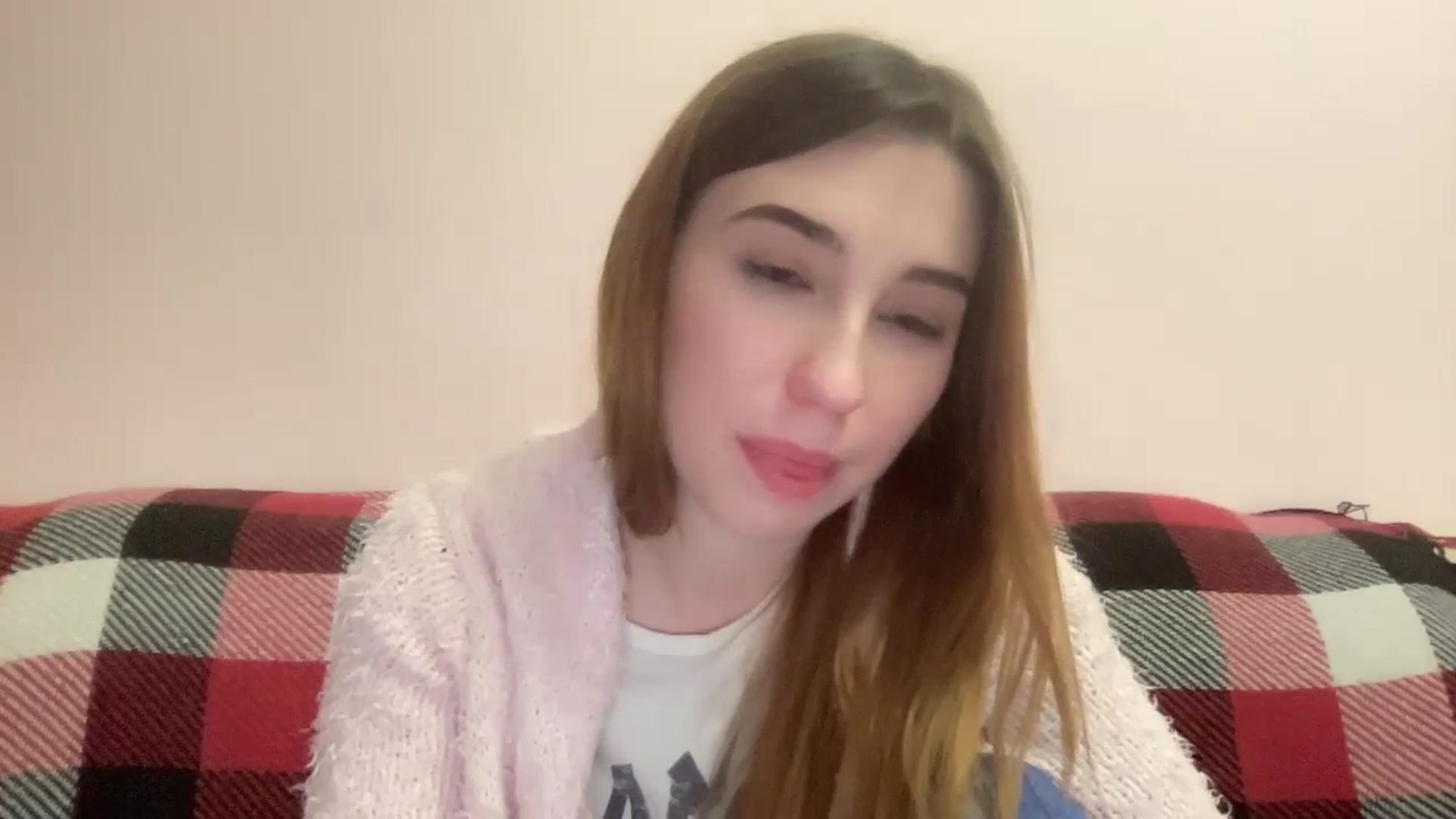 Gallery image thumbnail from Just_I's myfreecams stream on, 01/29/2024, 21:25 image 12 of 20