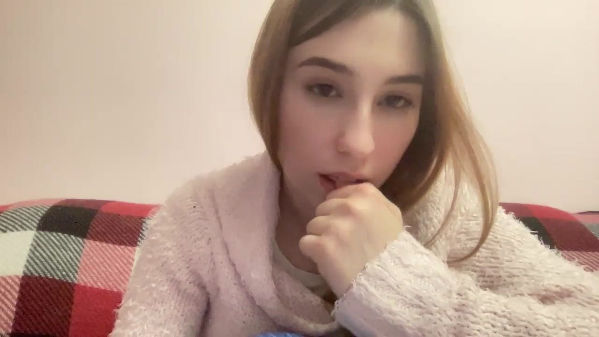 Gallery image thumbnail from Just_I's myfreecams stream on, 01/29/2024, 22:24 image 13 of 20