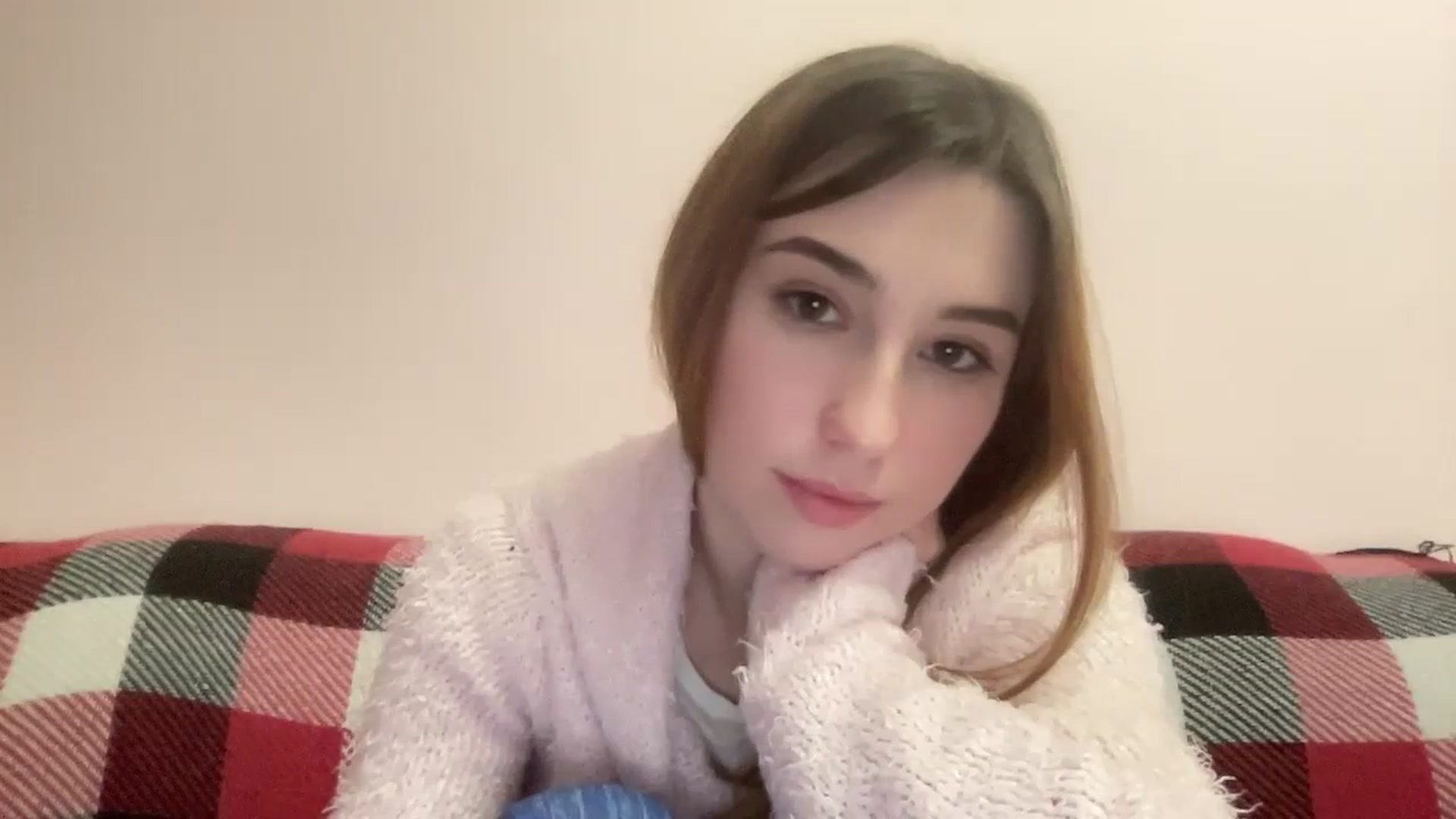 Gallery image thumbnail from Just_I's myfreecams stream on, 01/29/2024, 22:24 image 18 of 20