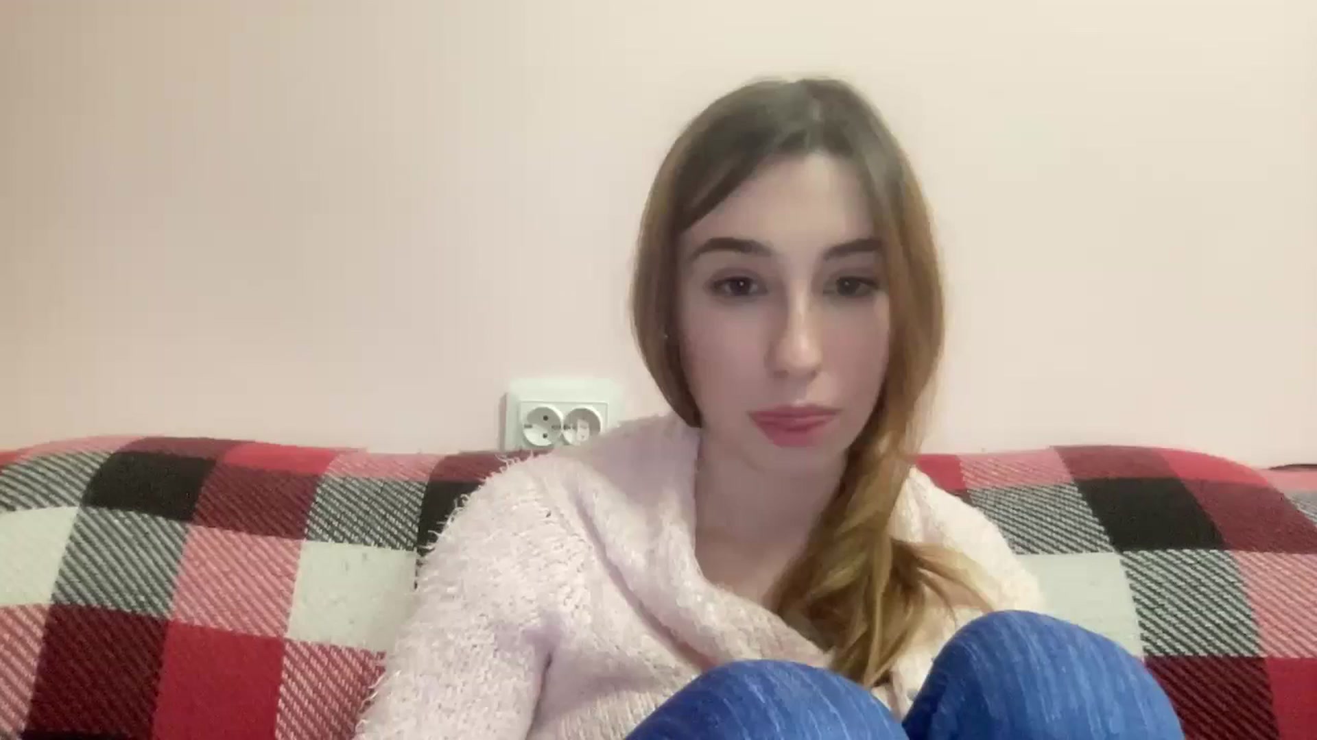 Gallery image thumbnail from Just_I's myfreecams stream on, 01/29/2024, 22:24 image 7 of 20