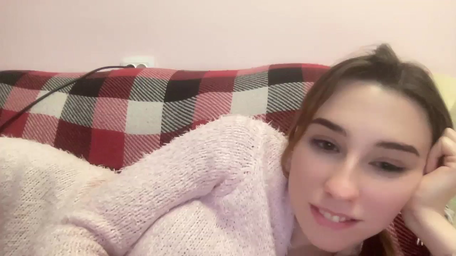 Gallery image thumbnail from Just_I's myfreecams stream on, 01/30/2024, 02:25 image 7 of 20