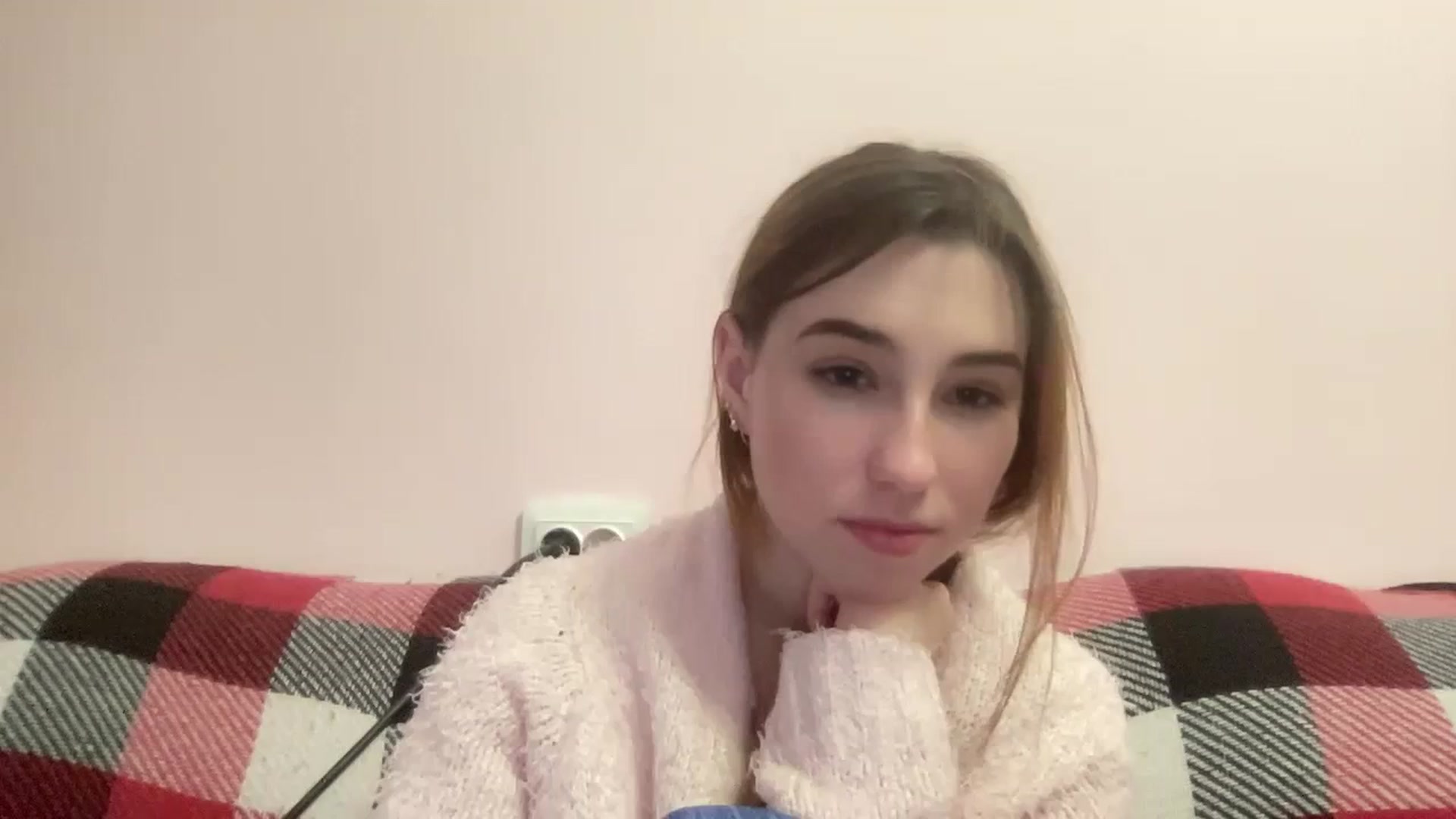 Gallery image thumbnail from Just_I's myfreecams stream on, 01/30/2024, 05:38 image 17 of 20