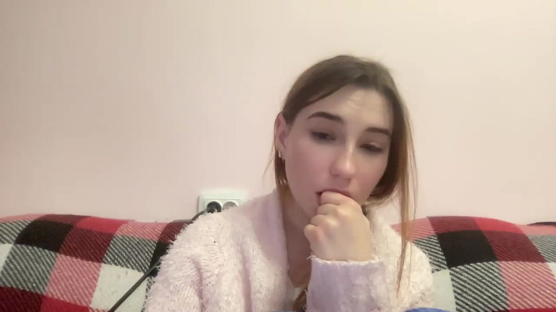 Gallery image thumbnail from Just_I's myfreecams stream on, 01/30/2024, 05:38 image 18 of 20