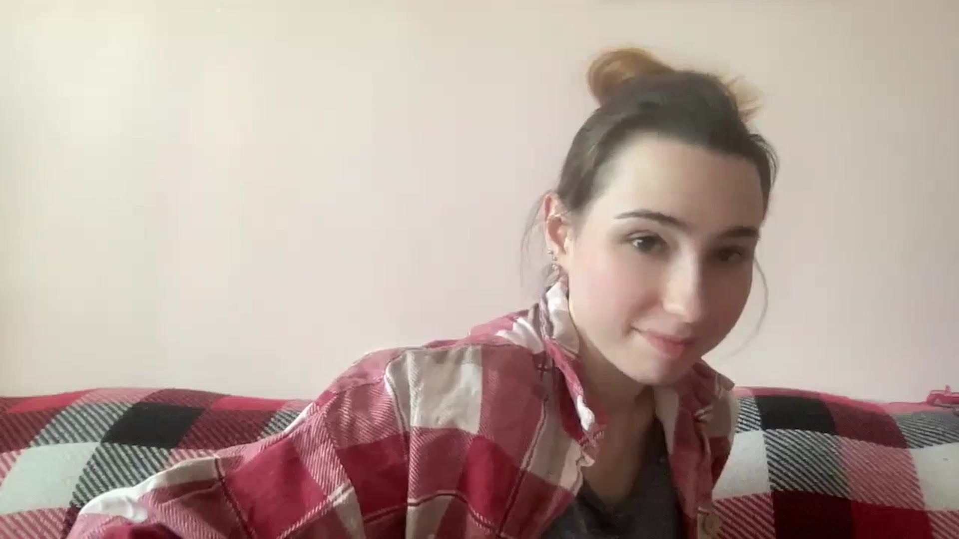 Gallery image thumbnail from Just_I's myfreecams stream on, 01/30/2024, 12:28 image 3 of 20