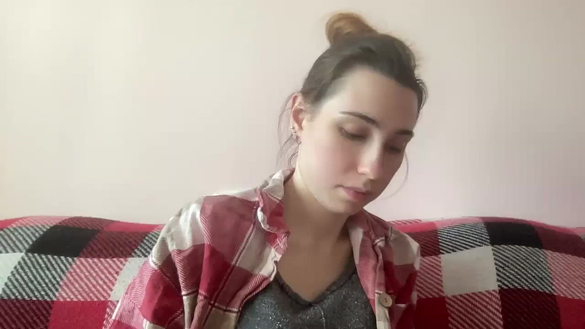 Gallery image thumbnail from Just_I's myfreecams stream on, 01/30/2024, 12:28 image 6 of 20