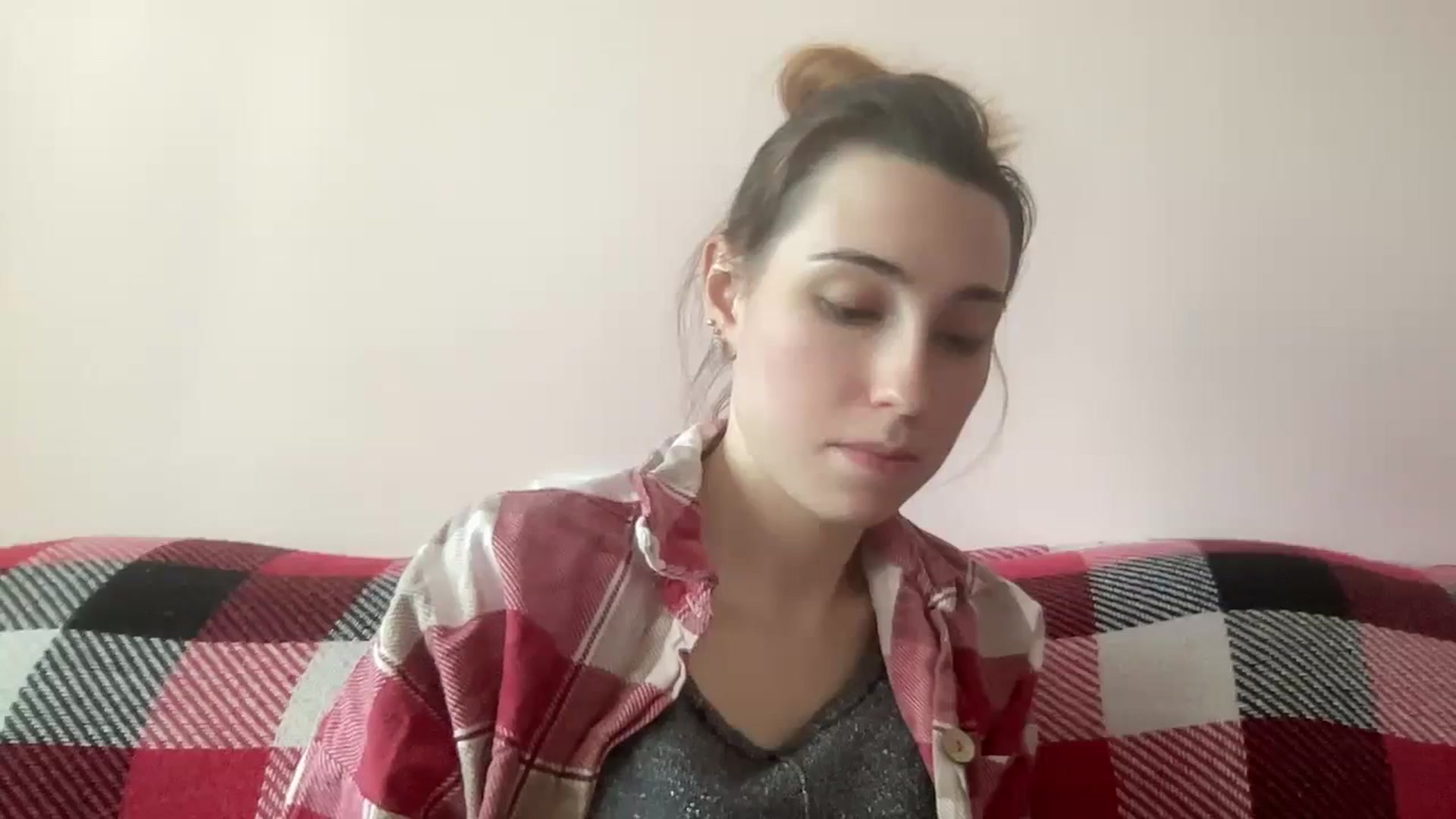 Gallery image thumbnail from Just_I's myfreecams stream on, 01/30/2024, 12:28 image 5 of 20