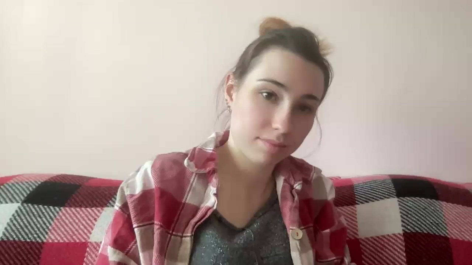 Gallery image thumbnail from Just_I's myfreecams stream on, 01/30/2024, 12:28 image 12 of 20