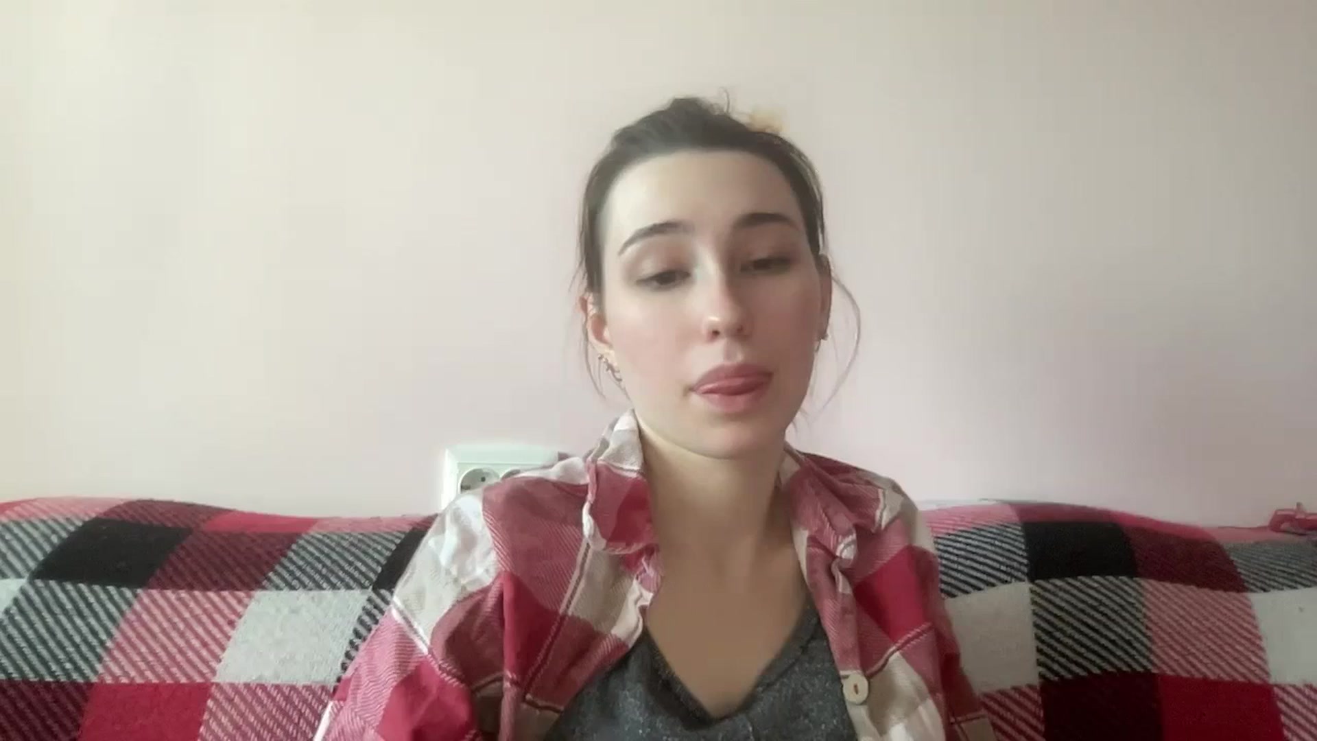 Gallery image thumbnail from Just_I's myfreecams stream on, 01/30/2024, 13:11 image 4 of 20