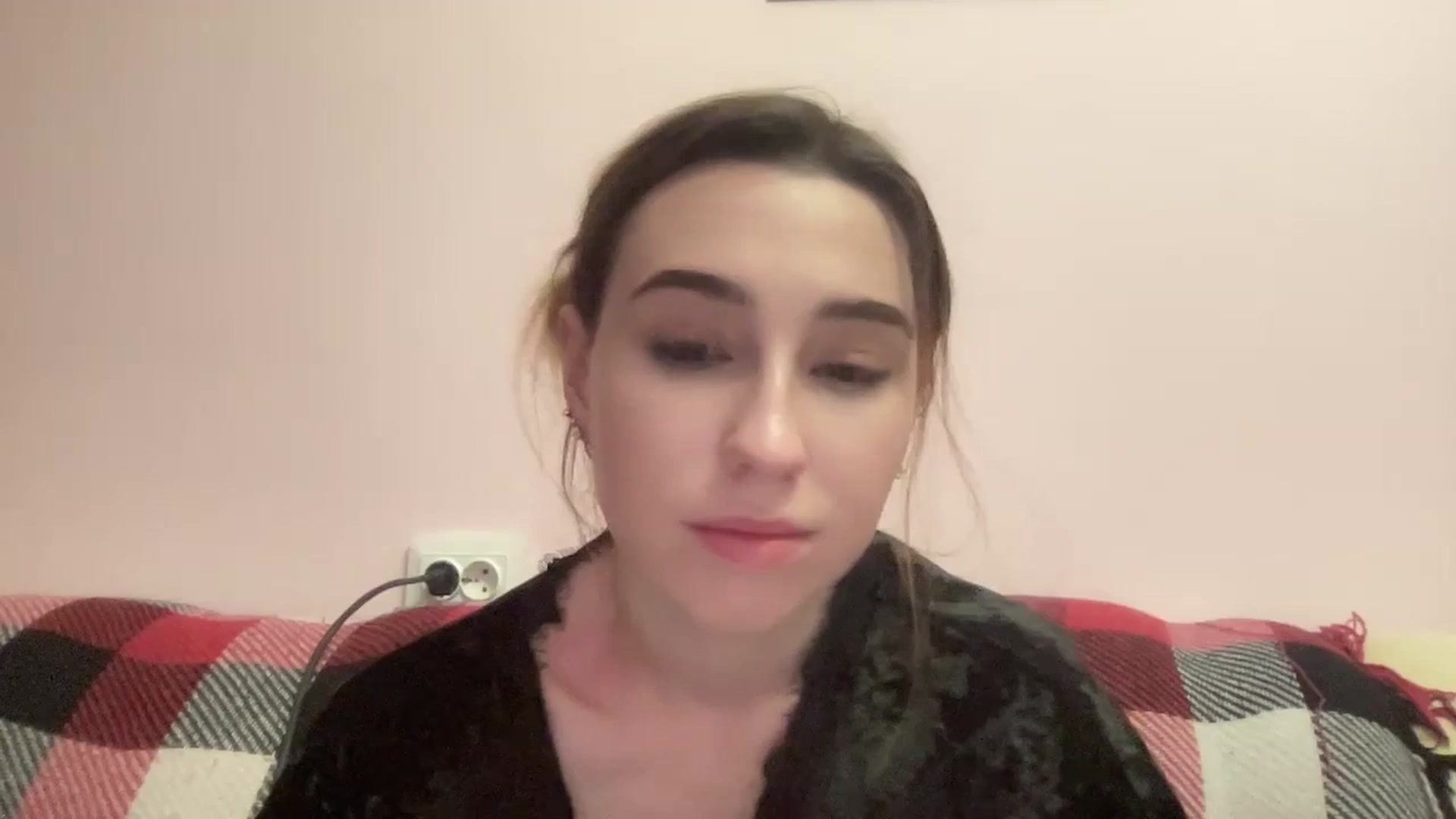 Gallery image thumbnail from Just_I's myfreecams stream on, 02/07/2024, 24:17 image 16 of 20