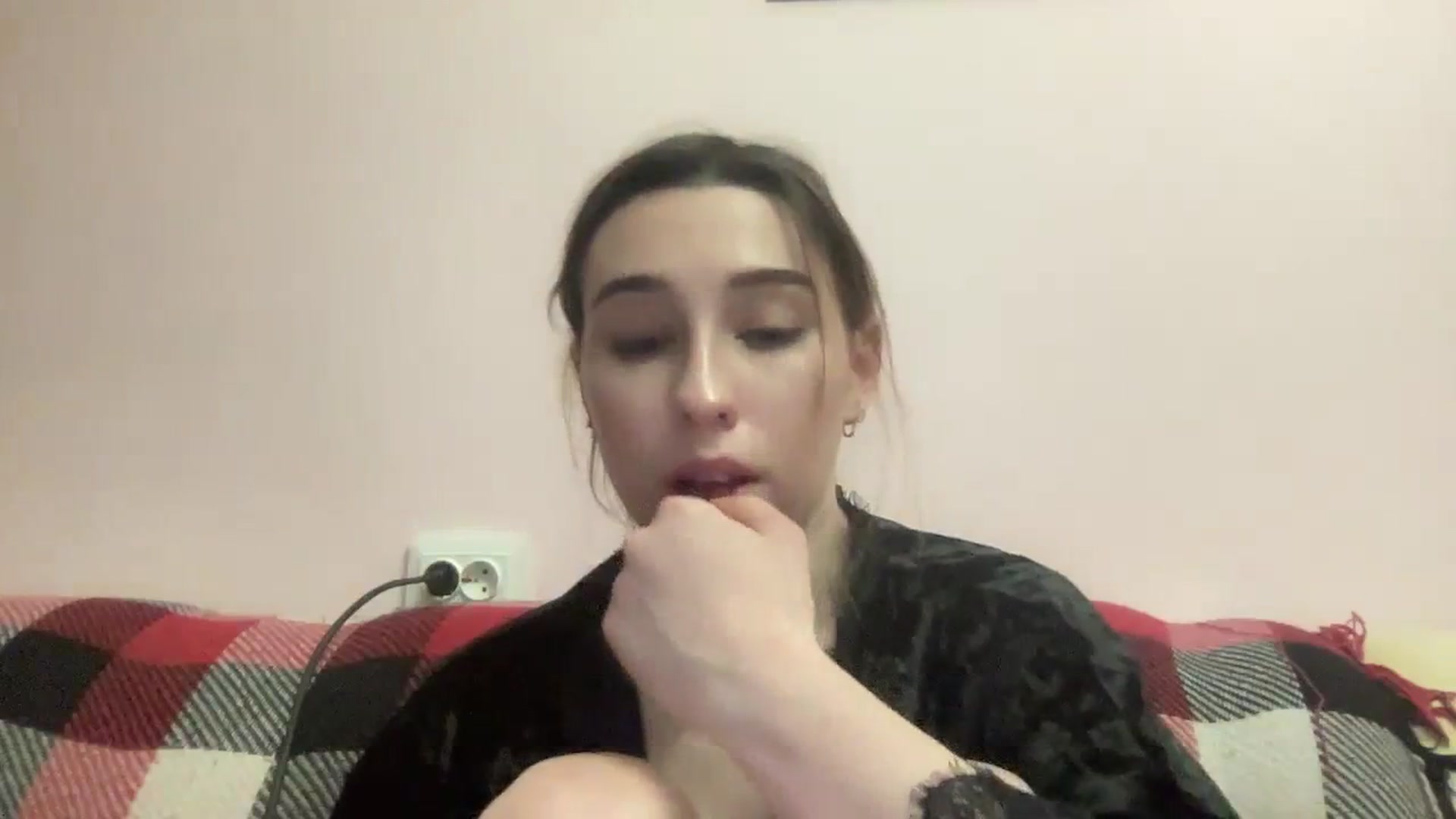 Gallery image thumbnail from Just_I's myfreecams stream on, 02/07/2024, 24:17 image 7 of 20
