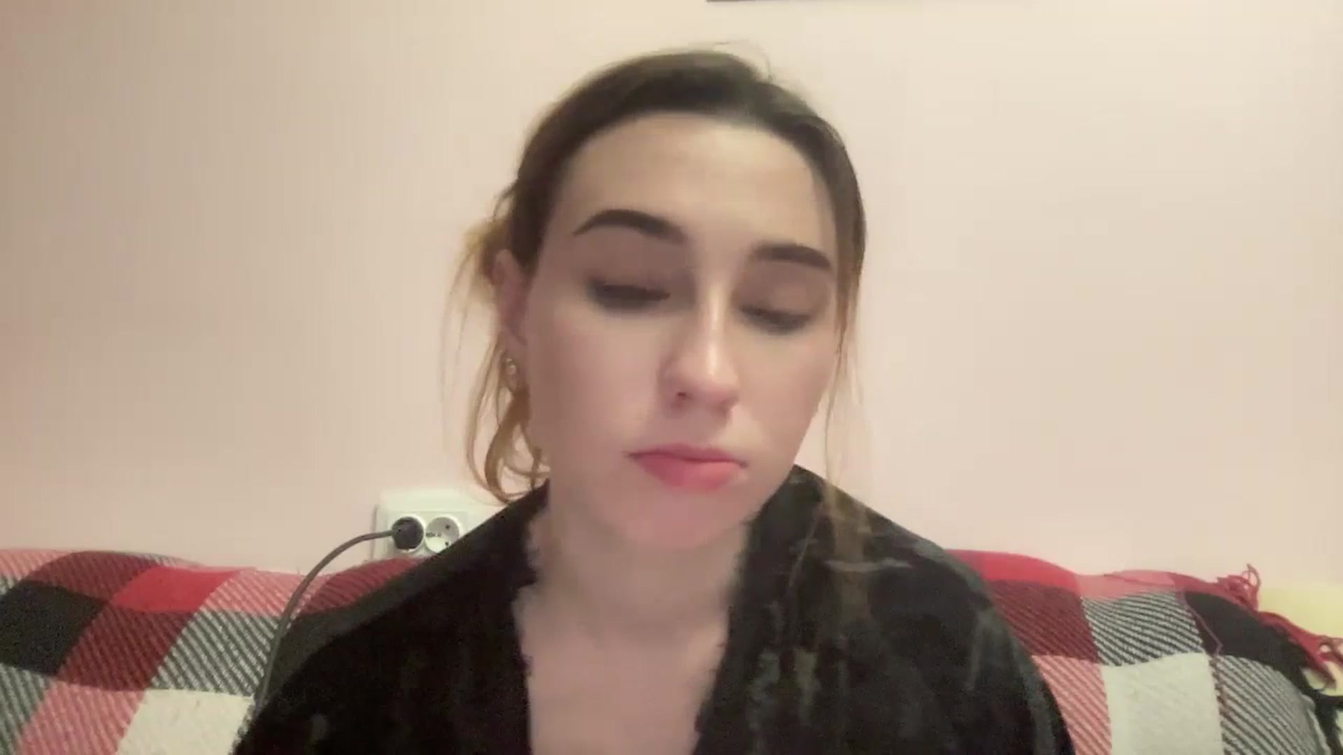 Gallery image thumbnail from Just_I's myfreecams stream on, 02/07/2024, 24:17 image 2 of 20