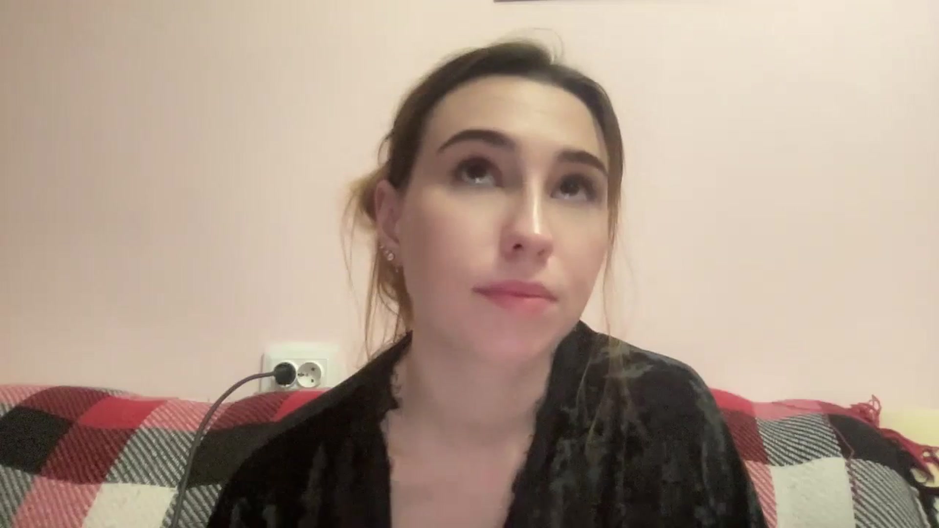 Gallery image thumbnail from Just_I's myfreecams stream on, 02/07/2024, 24:17 image 6 of 20