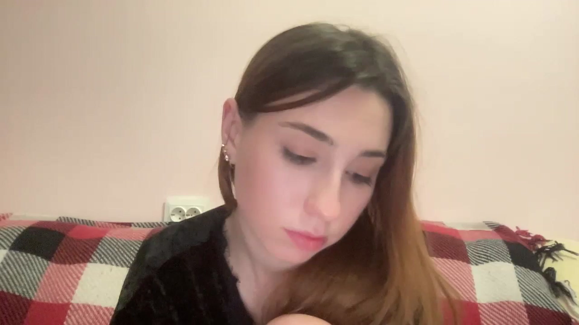 Gallery image thumbnail from Just_I's myfreecams stream on, 02/09/2024, 02:02 image 12 of 20