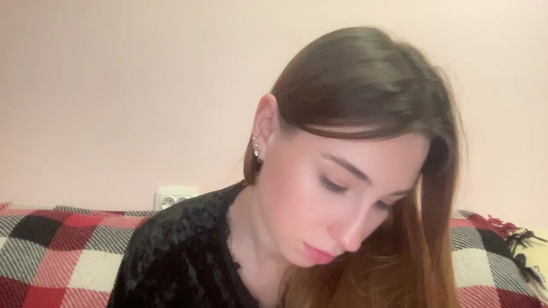 Gallery image thumbnail from Just_I's myfreecams stream on, 02/09/2024, 02:02 image 4 of 20