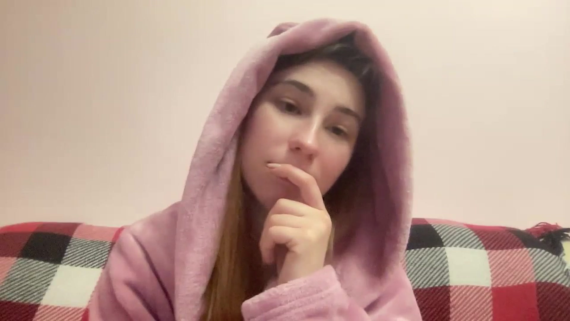 Gallery image thumbnail from Just_I's myfreecams stream on, 02/11/2024, 01:56 image 2 of 20