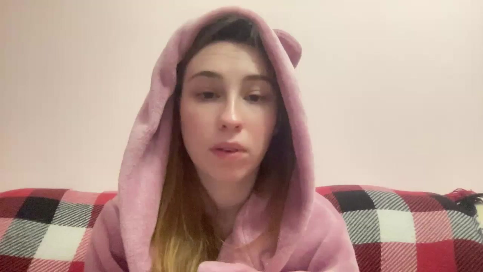 Gallery image thumbnail from Just_I's myfreecams stream on, 02/11/2024, 01:56 image 18 of 20