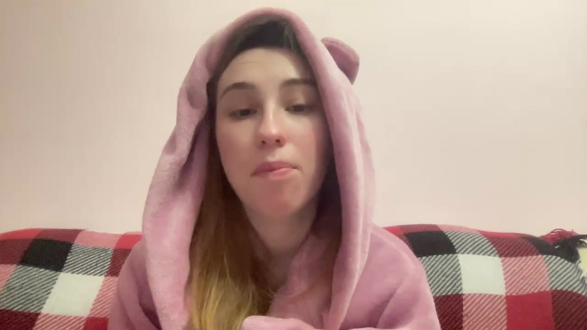 Gallery image thumbnail from Just_I's myfreecams stream on, 02/11/2024, 01:56 image 17 of 20