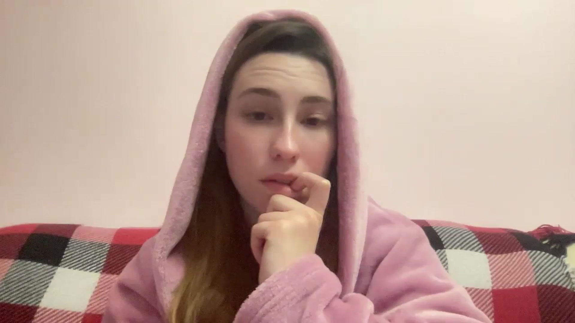 Gallery image thumbnail from Just_I's myfreecams stream on, 02/11/2024, 02:20 image 17 of 20