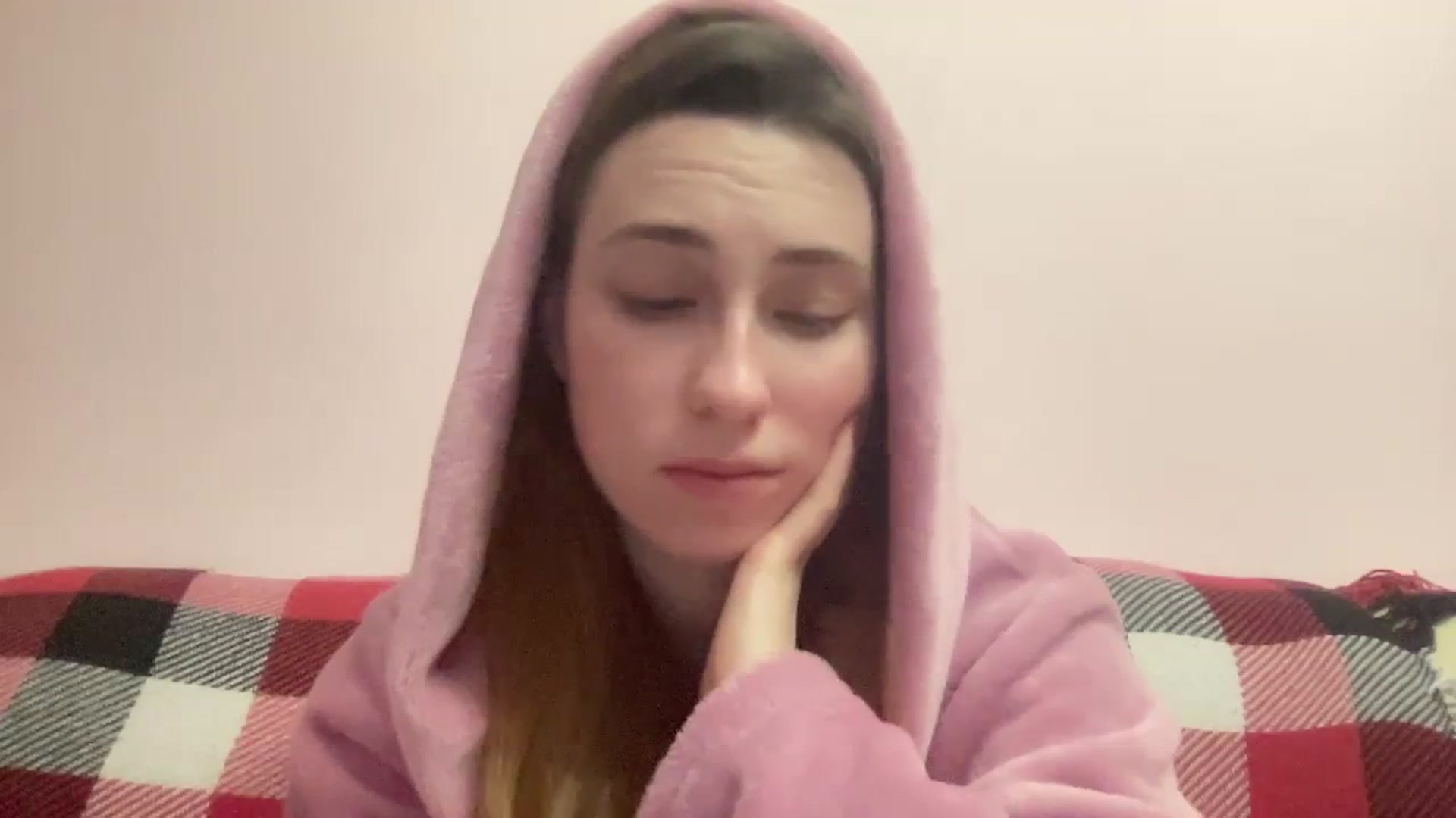 Gallery image thumbnail from Just_I's myfreecams stream on, 02/11/2024, 02:20 image 14 of 20