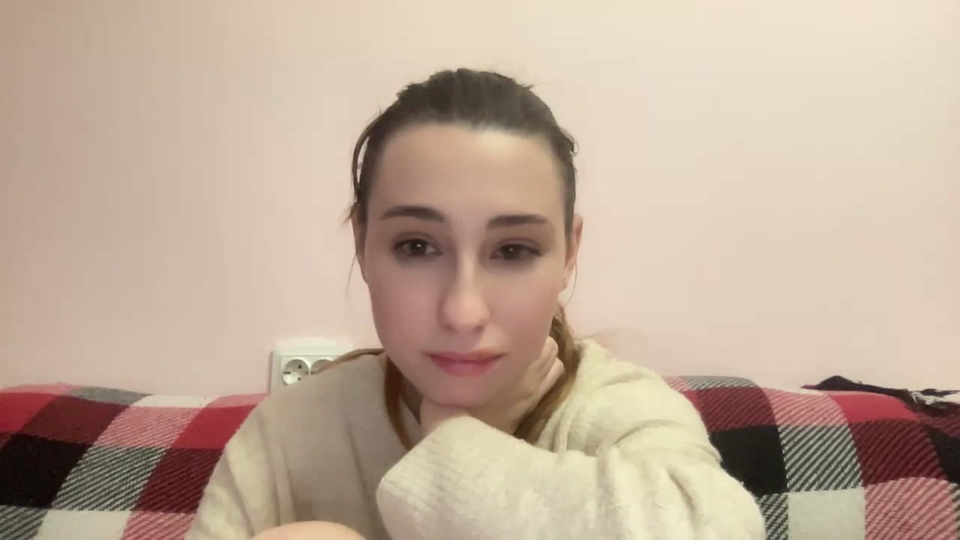 Gallery image thumbnail from Just_I's myfreecams stream on, 02/13/2024, 22:48 image 12 of 20