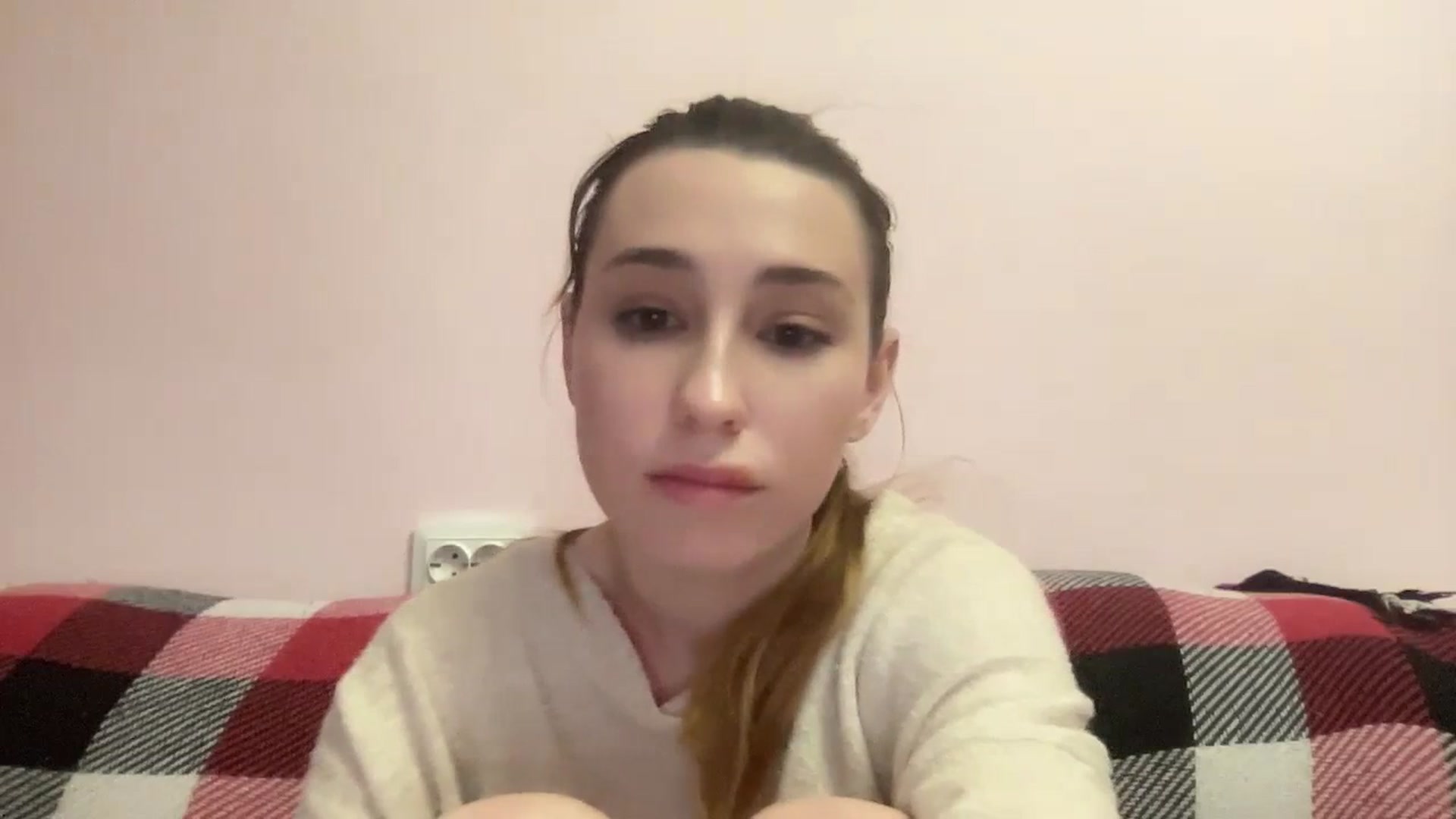Gallery image thumbnail from Just_I's myfreecams stream on, 02/13/2024, 22:48 image 15 of 20