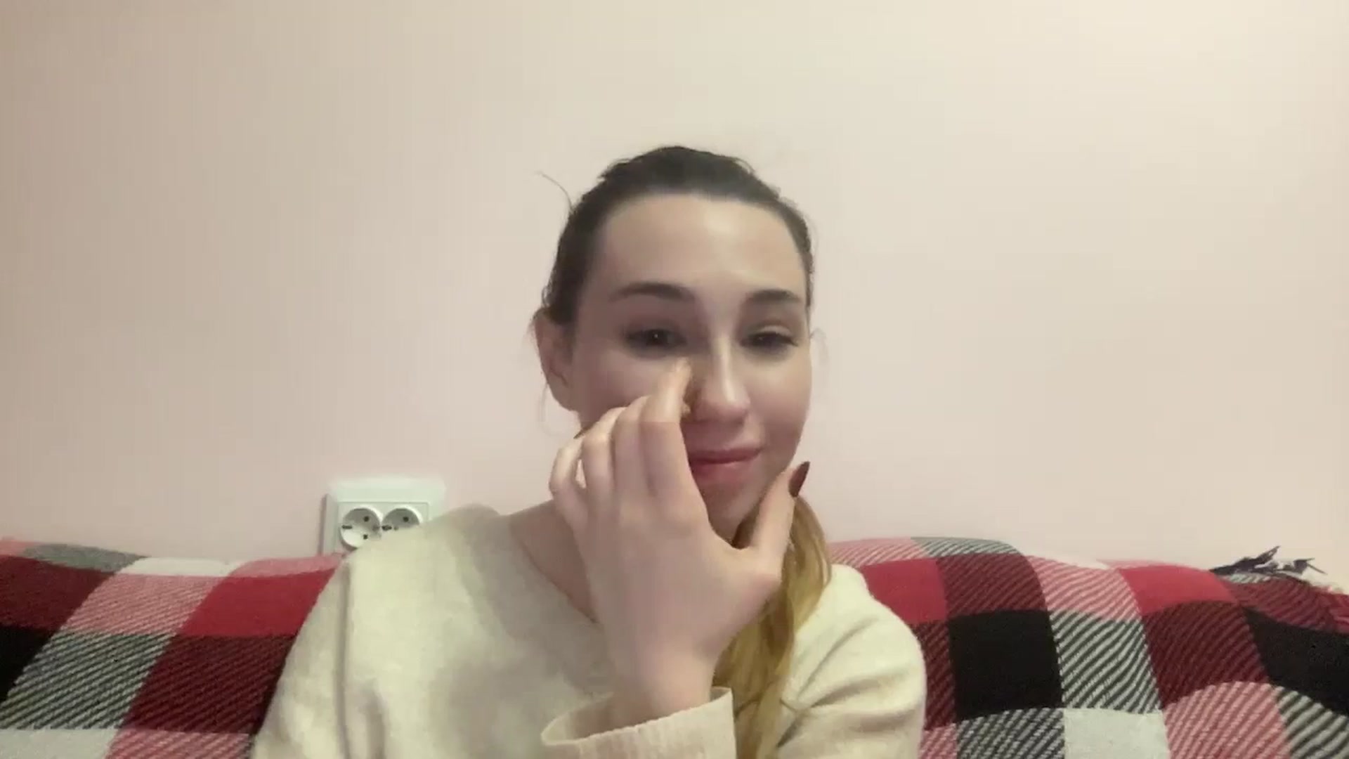 Gallery image thumbnail from Just_I's myfreecams stream on, 02/13/2024, 23:47 image 15 of 20