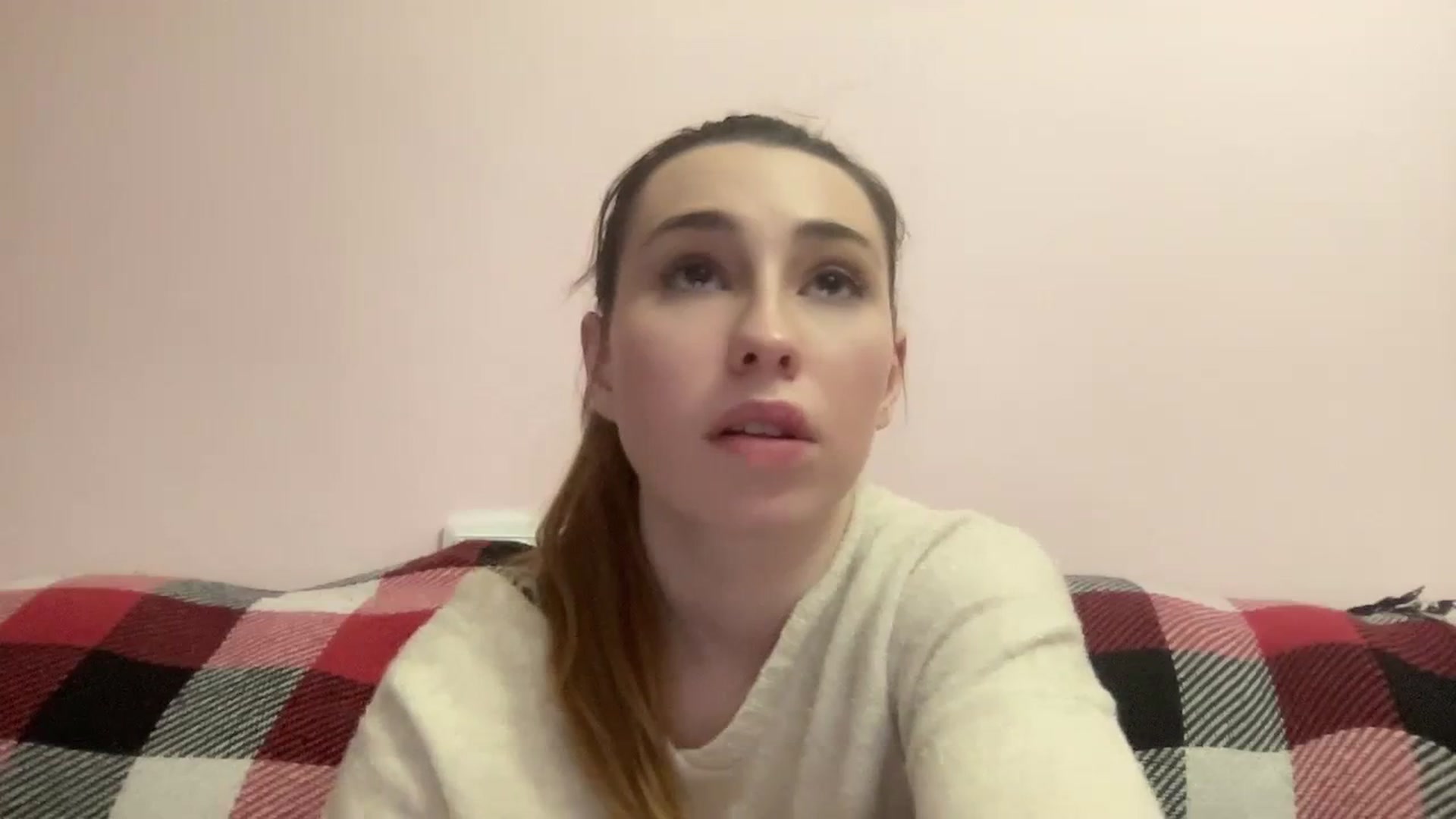 Gallery image thumbnail from Just_I's myfreecams stream on, 02/14/2024, 24:55 image 7 of 20