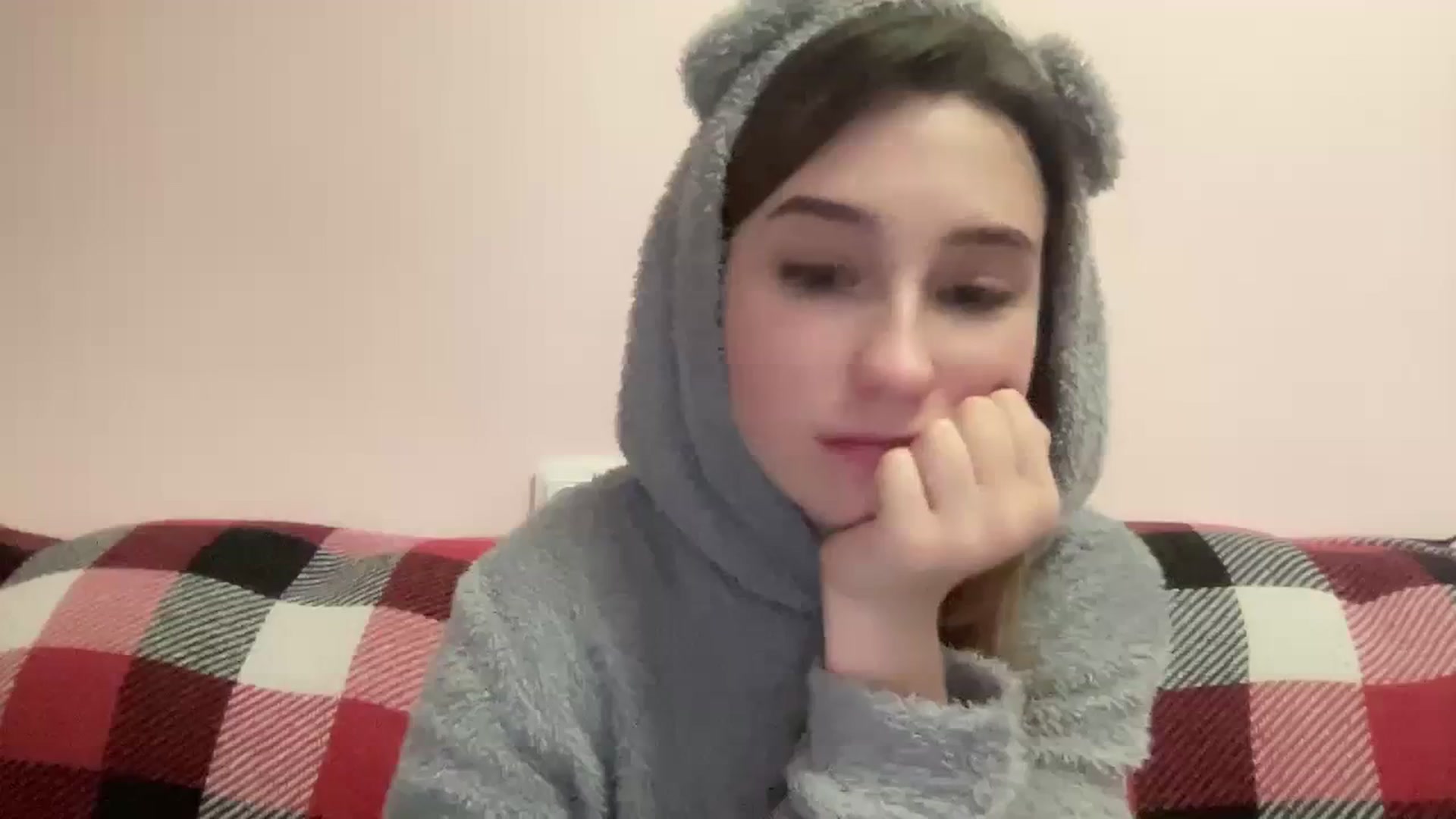 Gallery image thumbnail from Just_I's myfreecams stream on, 02/17/2024, 03:23 image 10 of 20